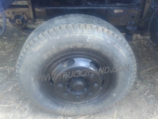 รถบรรทุก 10 ล้อพื้นเรียบท้ายลาด ISUZU รุ่น JCM เครื่อง 6 สูบ