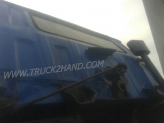 รถบรรทุก 10 ล้อพื้นเรียบท้ายลาด ISUZU รุ่น JCM เครื่อง 6 สูบ