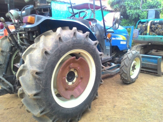New Holland Tc38R แถมดันหน้า ทะเบียนพร้อมโอน ราคา 275,000