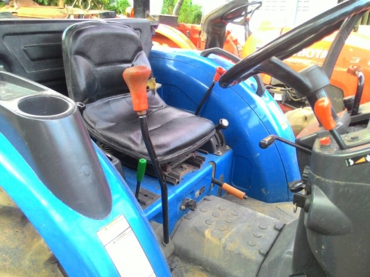 New Holland Tc38R แถมดันหน้า ทะเบียนพร้อมโอน ราคา 275,000