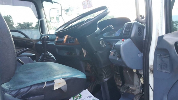 ฮีโน่ 260 ปี.48 วางเครื่อง K13C-360แรง เกียร์อีตั้น ช่วงล้าง ZM-10น๊อด รถสวย ลงเล่มหมดแล้ว