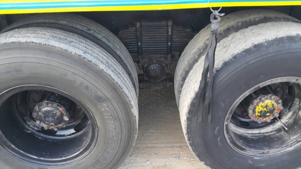 ฮีโน่ 260 ปี.48 วางเครื่อง K13C-360แรง เกียร์อีตั้น ช่วงล้าง ZM-10น๊อด รถสวย ลงเล่มหมดแล้ว