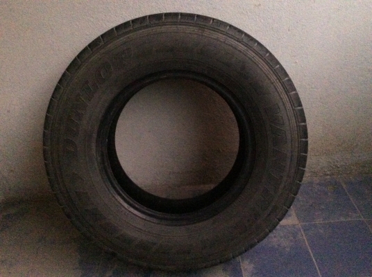 ขายยางDunlop 175 ขอบ14 (2114) ขายยางDunlop 175 ขอบ14 (2114)