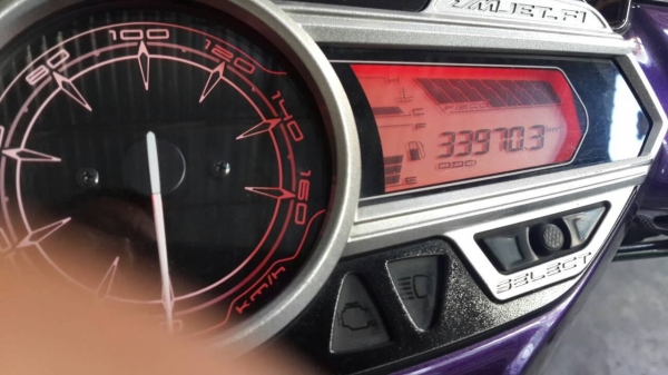 ขาย YAMAHA NOUVO SX รุ่นหัวฉีด ล้อแม็ก ปี 55 เครื่องดี สภาพภายนอกดี เล่มพร้อมชุดโอน