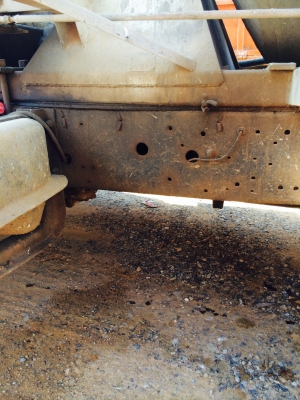 รถโม่ปูน6ล้อ 2.5 คิว ไดกิ้น เครื่อง 195 แรง"ขอบคุณเสี่ยใหญ่ใจถึงจากขอนแก่น วิ่งมาซื้อจบการขายครับ รถโม่ปูน6ล้อ 2.5 คิว ไดกิ้น เครื่อง 195 แรง"ขอบคุณเสี่ยใหญ่ใจถึงจากขอนแก่น วิ่งมาซื้อจบการขายครับ