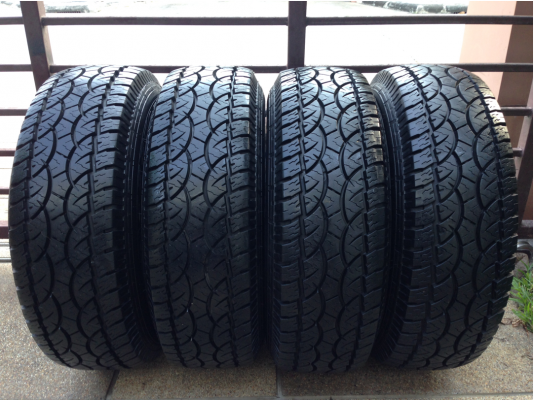 ยาง All Deestone 235 75 15 ลงพื้นปี14 ดอกเต็มๆ ไม่มีปะ ดอกคมๆทุกเส้น ใช้ได้อีกหลายปี ราคาไม่แพง