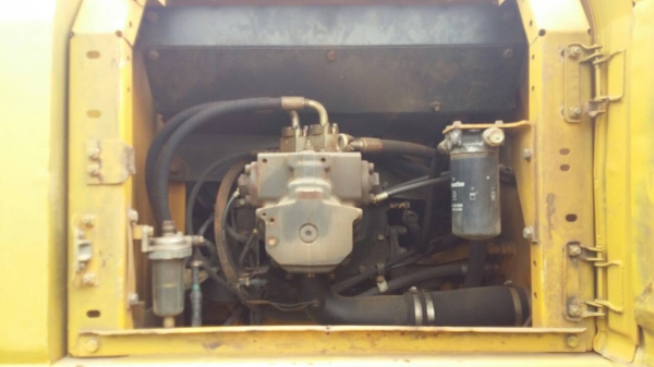 ขายรถแบคโฮPC200-7LCรถติดรายคีบมีเล่มมีบุงกีด้วยหัวเกงยกได้