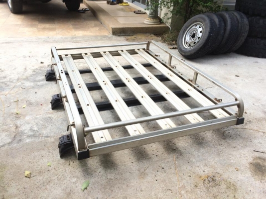 แร็กหลังคา มิเนียม vx80 ตรงรุ่น แร็กหลังคา มิเนียม vx80 ตรงรุ่น