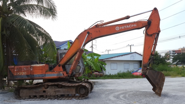 Hitachi EX 200 รุ่น 1 ราคาคุยกันได้ครับ