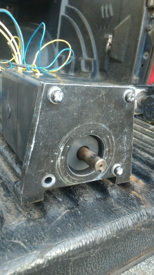 มอเตอร์เกียร์ทด ORIENTAL MOTOR แบบมีเบรคและคลัทช์ไฟฟ้า 24 V. ขนาด 40 W. ทดแล้วหมุนที่ 46 รอบต่อนาที แรงบิดเยอะ