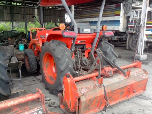 ขายรถไถ KUBOTA-L3208 ขายพร้อมกันสองกันนะ