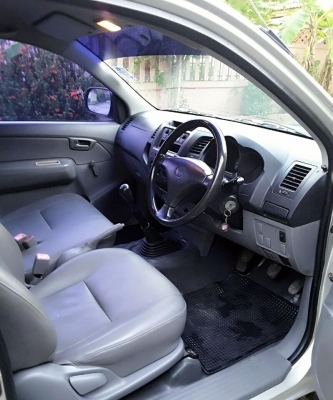 .....ขาย TOYOTA วีโก้ ดีเซล2.5TURBO ปี2006 พร้อมหลังคา วิ่งน้อยมาก...... .....ขาย TOYOTA วีโก้ ดีเซล2.5TURBO ปี2006 พร้อมหลังคา วิ่งน้อยมาก......