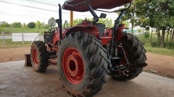 ขายรถไถ KUBOTA M9540 ปี 54 เอกสารเล่มทะเบียนครบ รถใช้งานอยู่ประจำ อุปกรณ์มีผานดันหน้า และผาน 4 ขายรถไถ KUBOTA M9540 ปี 54 เอกสารเล่มทะเบียนครบ รถใช้งานอยู่ประจำ อุปกรณ์มีผานดันหน้า และผาน 4