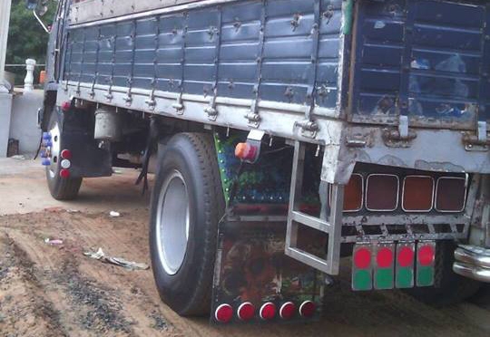 6ล้อใหญ่ ISUZU ROCKY FSR-195 ห้างแท้ ยาว5.30ม. **ขาย ISUZU ROCKY FSR-195 6ล้อใหญ่ ห้างแท้ สภาพดี พร้อมใช้ ราคาเบา ISUZU FSR11H 6BD1-Turbo 195HP ห้างแท้ ปี34 เครื่องเดิมครอบโบ แน่น แรง แห้งดี ครับ เกียร์เดิม เข้าง่าย ไม่มีหลุด ช่วงล่า 6ล้อใหญ่ ISUZU ROCKY FSR-195 ห้างแท้ ยาว5.30ม. **ขาย ISUZU ROCKY FSR-195 6ล้อใหญ่ ห้างแท้ สภาพดี พร้อมใช้ ราคาเบา ISUZU FSR11H 6BD1-Turbo 195HP ห้างแท้ ปี34 เครื่องเดิมครอบโบ แน่น แรง แห้งดี ครับ เกียร์เดิม เข้าง่าย ไม่มีหลุด ช่วงล่า