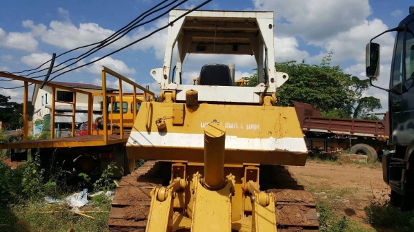 ขายแทรคเตอร์ LIEBHERR PR722 สภาพสวยเต็มทุกอย่าง ใช้งานน้อยแค่ 1,000 กว่า ชม. ช่วงล่างเต็ม เครื่องดีแน่นมากๆ ปั้มดี เอกสารชุดประมูล ราคาต่อรองได้ครับ ขายแทรคเตอร์ LIEBHERR PR722 สภาพสวยเต็มทุกอย่าง ใช้งานน้อยแค่ 1,000 กว่า ชม. ช่วงล่างเต็ม เครื่องดีแน่นมากๆ ปั้มดี เอกสารชุดประมูล ราคาต่อรองได้ครับ