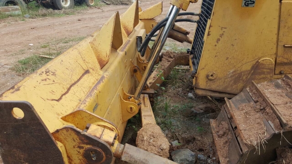 ขายแทรคเตอร์ LIEBHERR PR722 สภาพสวยเต็มทุกอย่าง ใช้งานน้อยแค่ 1,000 กว่า ชม. ช่วงล่างเต็ม เครื่องดีแน่นมากๆ ปั้มดี เอกสารชุดประมูล ราคาต่อรองได้ครับ ขายแทรคเตอร์ LIEBHERR PR722 สภาพสวยเต็มทุกอย่าง ใช้งานน้อยแค่ 1,000 กว่า ชม. ช่วงล่างเต็ม เครื่องดีแน่นมากๆ ปั้มดี เอกสารชุดประมูล ราคาต่อรองได้ครับ