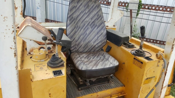 ขายแทรคเตอร์ LIEBHERR PR722 สภาพสวยเต็มทุกอย่าง ใช้งานน้อยแค่ 1,000 กว่า ชม. ช่วงล่างเต็ม เครื่องดีแน่นมากๆ ปั้มดี เอกสารชุดประมูล ราคาต่อรองได้ครับ ขายแทรคเตอร์ LIEBHERR PR722 สภาพสวยเต็มทุกอย่าง ใช้งานน้อยแค่ 1,000 กว่า ชม. ช่วงล่างเต็ม เครื่องดีแน่นมากๆ ปั้มดี เอกสารชุดประมูล ราคาต่อรองได้ครับ