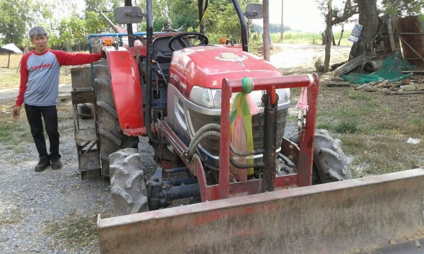 ฝากขาย ยันม่าร์ EF453T รถสภาพดีเล่มทะเบียนพร้อมครับ ฝากขาย ยันม่าร์ EF453T รถสภาพดีเล่มทะเบียนพร้อมครับ