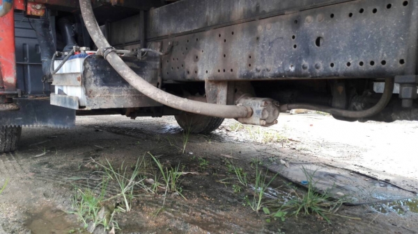 6ล้อติดเครน3ตัน...MITSUBICHI CANTER 110 แรง...(รถประมูลกรมตำรวจ มีเอกสารขึ้นเล่มทะเบียน)