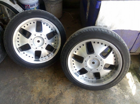 แม็ก17วีไอพีเจแปน 4 รู 100 และ 114 พร้อมยางดอกล้น แม็ก17วีไอพีเจแปน 4 รู 100 และ 114 พร้อมยางดอกล้น