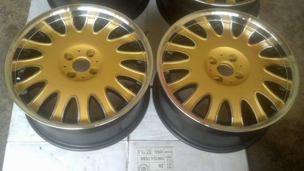 แม็กวีไอพี่ ขอบ 17 ขนาด 4 รู 100 เนียนๆ แม็กวีไอพี่ ขอบ 17 ขนาด 4 รู 100 เนียนๆ