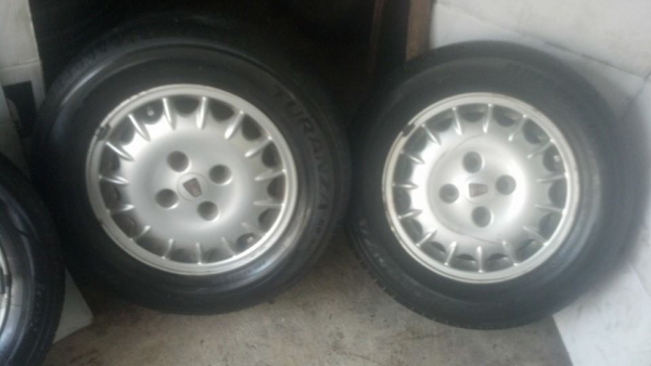 แม็กขอบ 15 ขนาด 4 รู 114 พร้อมยาง แม็กขอบ 15 ขนาด 4 รู 114 พร้อมยาง