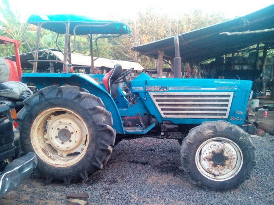 ลดลุดๆงดต่อรอง65000บาท รถไถอิเซกิ 32เพลา4WD 32แรง ตัวเปล่า ขับเคลื่อน4ล้อ ราคาเบาๆ