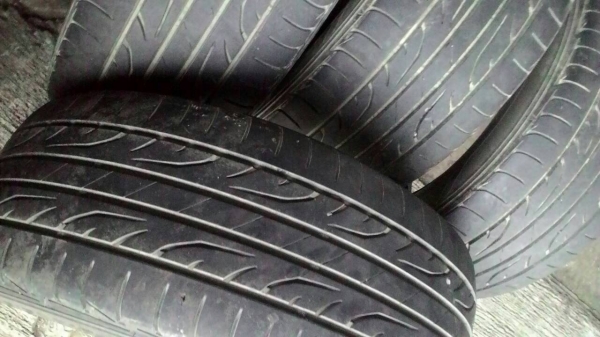 235/50R18 DUNLOP SP SPORT LM704 ปี2014 ชุด 4 เส้น tel.081-427-3941 235/50R18 DUNLOP SP SPORT LM704 ปี2014 ชุด 4 เส้น tel.081-427-3941