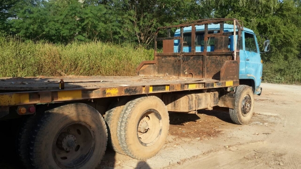 ขายด่วนJCMหางปลา2เพลาใหญ่ ช่วงล่างใหญ่ หางขึ้น200ทะเบียนท้ายลาดโทร0856842587