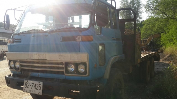 ขายด่วนJCMหางปลา2เพลาใหญ่ ช่วงล่างใหญ่ หางขึ้น200ทะเบียนท้ายลาดโทร0856842587