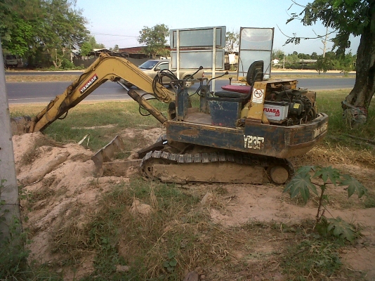 ขายรถแบคโฮเล็ก PC30 ตามสภาพคับ รถใช้งานได้ ปรับปรุงนิดหน่อยสวยเลยครับ ขายรถแบคโฮเล็ก PC30 ตามสภาพคับ รถใช้งานได้ ปรับปรุงนิดหน่อยสวยเลยครับ