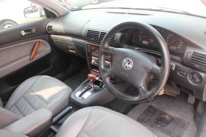 ขาย VOLKSWAGEN PASSAT HIGHLINE 1.8