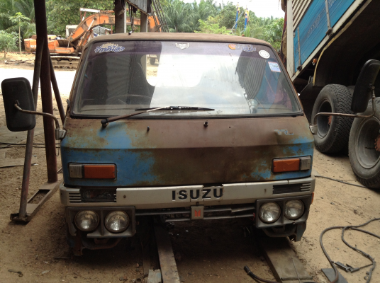 ขายหัวรถ มือสอง ราคาถูก อุปกรณ์ภายในพร้อมใช้งาน ขายหัวรถ มือสอง ราคาถูก อุปกรณ์ภายในพร้อมใช้งาน