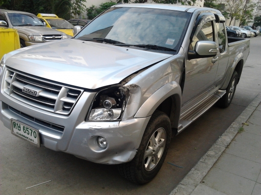 ขายด่วน  ไฮแลนเดอร์  ปี  07  ขายถูก