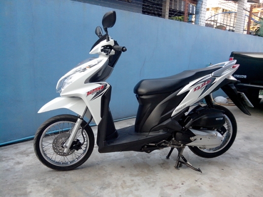 click-i 125 ปี2012 ไม่แพง 32500 aโลตัสพระราม2 087-9849822