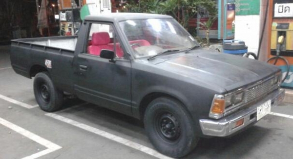 ด่วน..Datsunเครื่องใหม่J16-..สมบูรณ์คัชชีสวยเยี่ยมช่วงล่างดีหัวเกียร์แต่งเบาะPINK(พร้อมขับส่งทัวไทย)