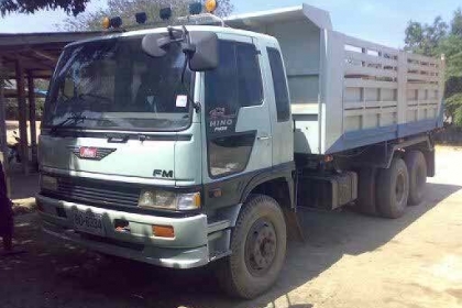 10ล้อดั้มHINO FM3MLD ปี39 ดั้มเหล็กกระบอกสามมิตร