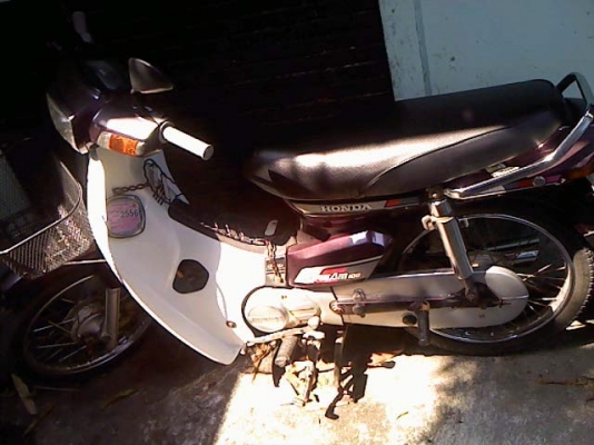 (ต่อรองได้)เห็นจริงสวยมากกว่าในรูปด่วนดรีม(dream c100)0832339806ทะเบียนไม่ขาดพร้อมโอน..สภาพเนี๊ยบดิบๆเดิมๆอะ..ไม่มีผุพร้อมใช้งานเครื่องดีมากจร้า