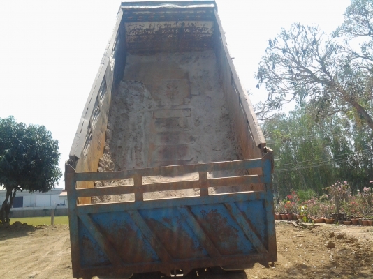 กระบะดั้มพ์ สภาพสวยๆ พร้อมอุปกรณ์ครบชุด(ทีมงานรถคุณภาพ)