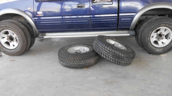 ยาง 31 10.5 R15 MAXXIS700