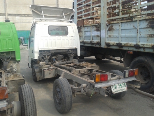ขายรถ ISUZU บรรทุก 4ล้อ ไม่ติดเวลา หัวคัดซี เครื่อง120แรงม้า