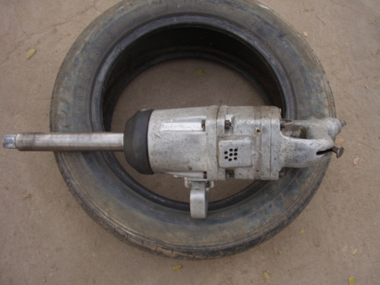 ขายบล็อคลมใหญ่   1"  uryu  รุ่น  UW  3800