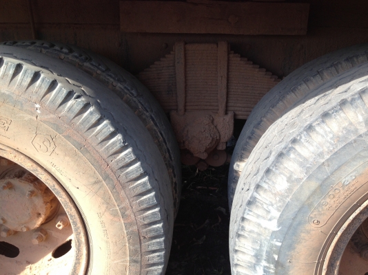 ISUZU TX เครื่อง 168 HP EH700 รถหัวยาวหางปลาสิบล้อเพลาเดียว เครื่องแห้งแรงดีไม่มีเยิ้ม หัวเก๋งไม่มีผุ พวงมาลัยเพาเวอร์ ช่วงล่างคัชซีสวยไม่บวม เอกสารเล่มทะเบียนครบพร้อมโอน ราคาต่อรองได้ครับ