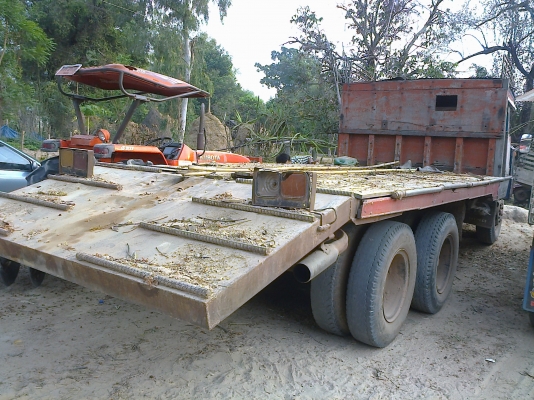 ISUZU TX เครื่อง 168 HP EH700 รถหัวยาวหางปลาสิบล้อเพลาเดียว เครื่องแห้งแรงดีไม่มีเยิ้ม หัวเก๋งไม่มีผุ พวงมาลัยเพาเวอร์ ช่วงล่างคัชซีสวยไม่บวม เอกสารเล่มทะเบียนครบพร้อมโอน ราคาต่อรองได้ครับ