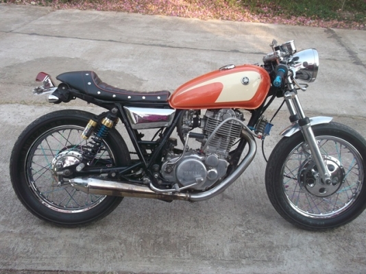 ขาย yamaha sr400 ปี95 อินวอย คาบูลูกชัก เครื่องดีคับ ของแต่งตามรูปเลยคับ