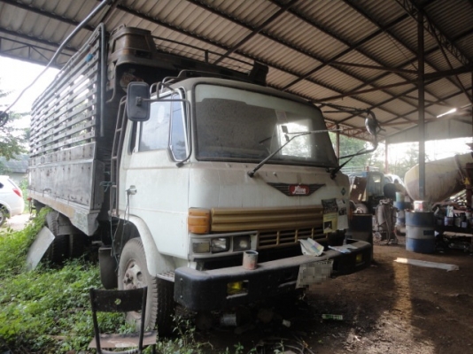 HINO F187   หัวเดิม  เครื่องเดิม  รถจอด ม79 ค่ะ