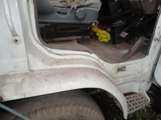 HINO F187   หัวเดิม  เครื่องเดิม  รถจอด ม79 ค่ะ