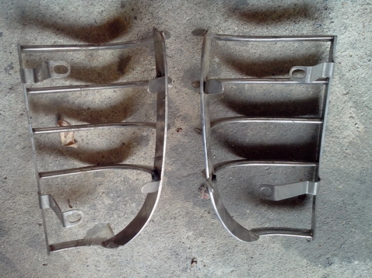 ขาย คอบไฟท้าย สตราด้า ราคา350