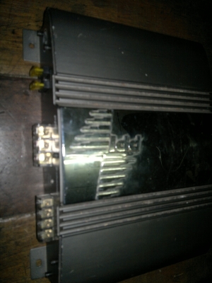 ขายแอมป์ติดรถยนต์พรีซิชั่นusa 2แชลแนล สภาพดี