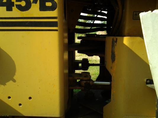 ขายด่วน..รถตัก FIAT- ALLIS 545B เอวอ่อน รถสวย พันธ์แกร่ง ใช้งานไว ได้งานมาก ประหยัดน้ำมัน สุดคุ้ม.